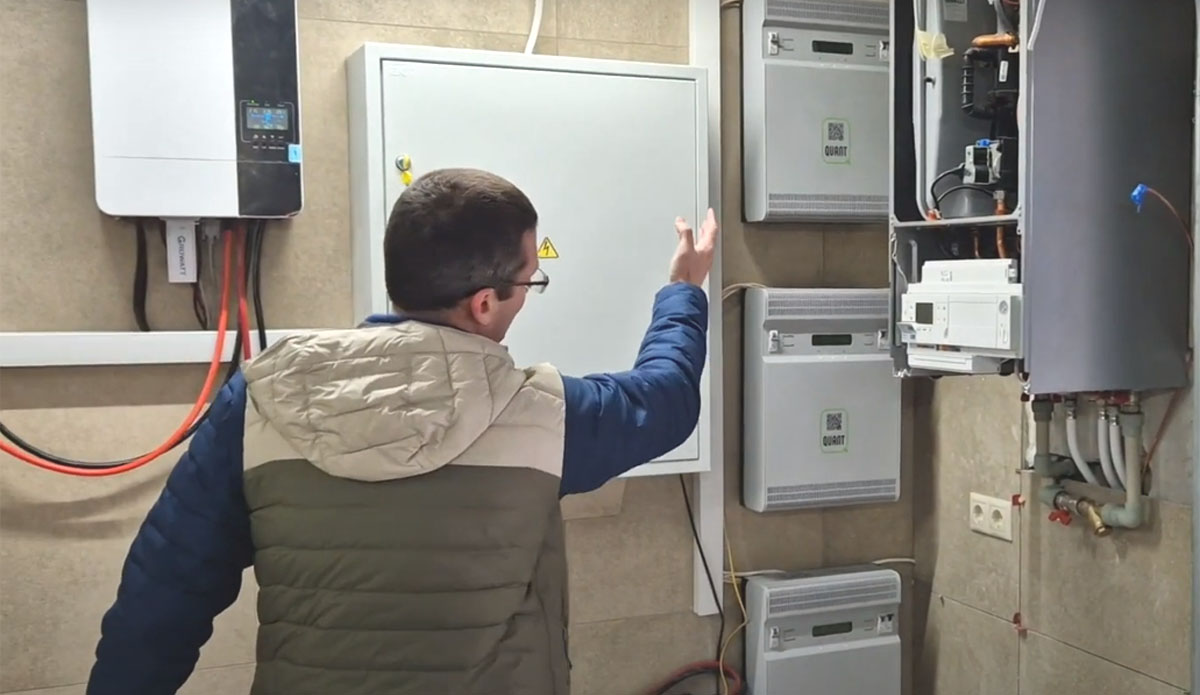 Інверторний стабілізатор напруги Quant-14, огляд об'єкту м. Київ, р-н Бортничі